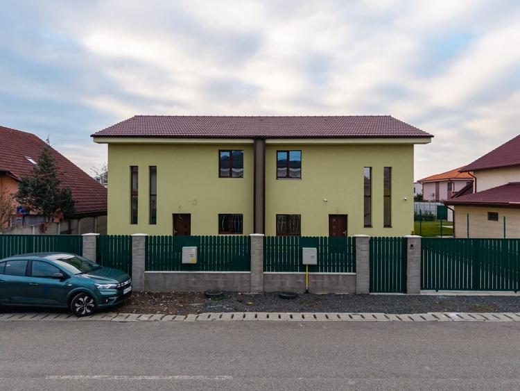 Duplex Dumbravita cu 5 camere | 318 mp teren | Comision 0 - 43