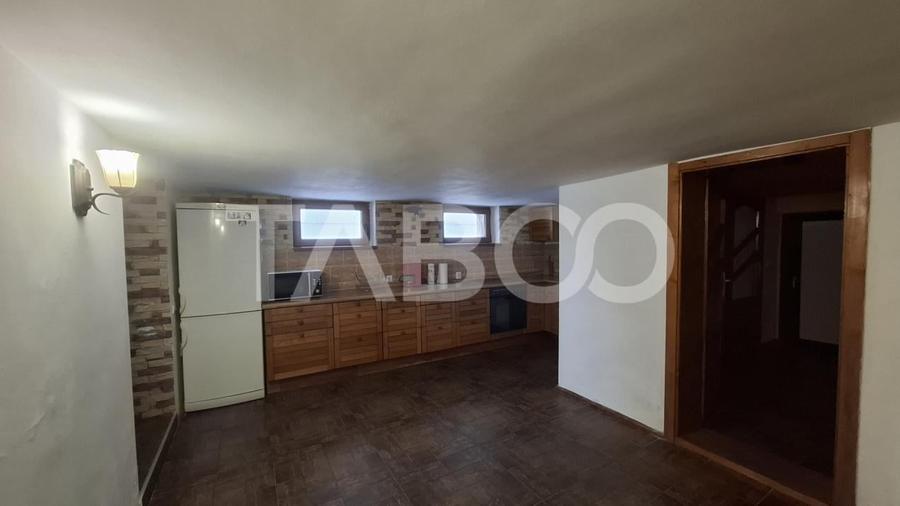 COMISION 0% Casa individuala de vanzare cu gradina acces auto si garaj - 11