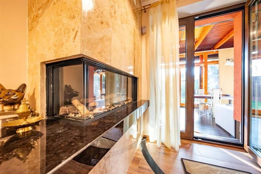 Casa Superba  in Brasov cu Priveliste pe Masura - 8