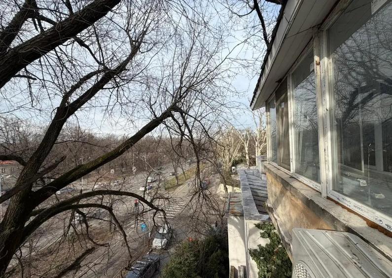 3 camere 2 bai etaj 3 apartament renovat recent, proprietar - 7