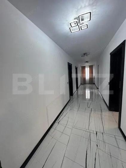 Casa moderna cu elemente traditionale , 306 mp utili , 2500 mp teren , Moara - 12