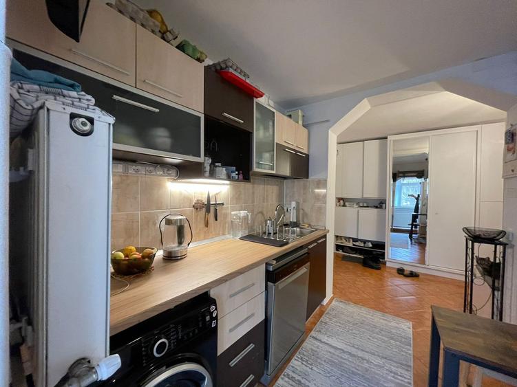 3 camere de vanzare, 71 mp, zona Pacurari- Petru Poni, Iasi - 1