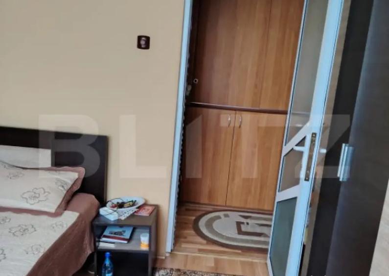 Apartament de vanzare, cu 2 camere, 47 mp, zona Radu Popescu - 9