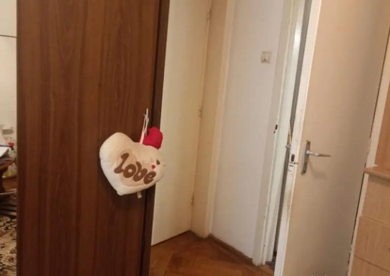 Apartament cu 3 camere de vanzare in Campina-Zona Ultracentrala - 1