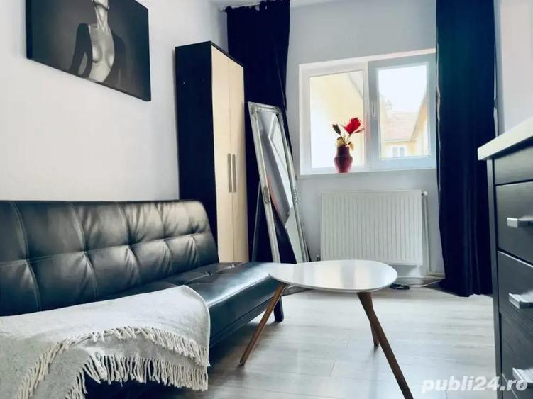 Garsoniera cocheta in centrul istoric Bra?ov - 1