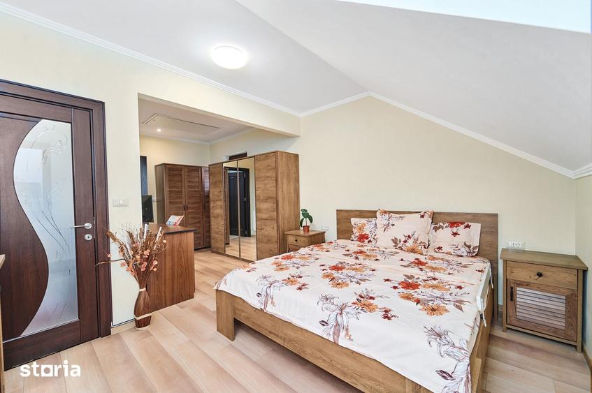 Casă cu 5 camere cu Teren 321 Mp în Săcălaz