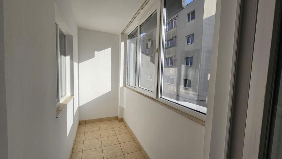 Apartament cu 4 camere decomandat, mobilat în Zorilor