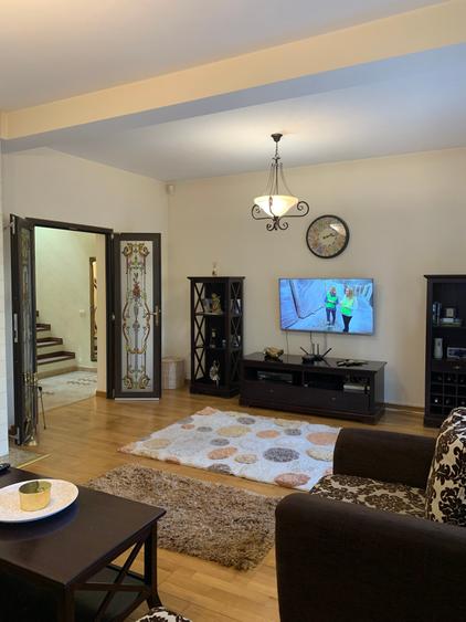 Vila P+1-Compozitori -5 cam teren 270mp pret 390.000 euro - 1