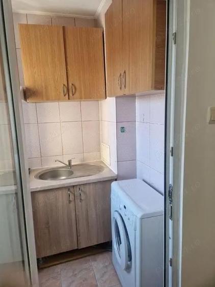 garsoniera postavarul-1 decembrie-titan-centrala proprie - 2