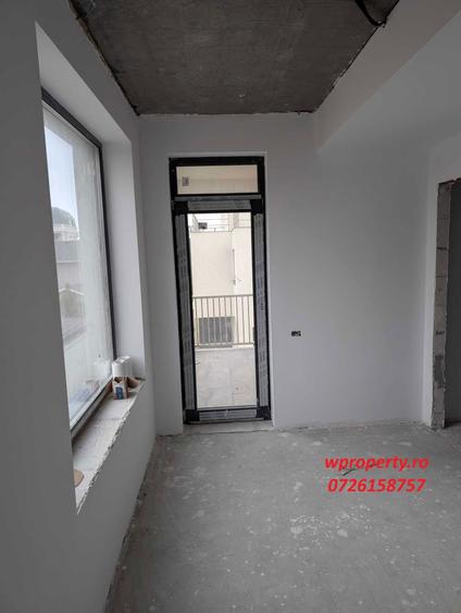 Vand Vila P+2 + dimineti linistite langa lac - 1