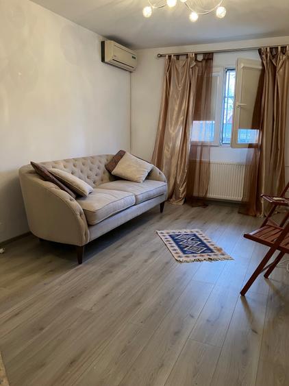 Vanzare 2 camere Vitan-Bobocica-Auchan,p/4,bl reabilitat,renovat,mobilat,64900€ - 1