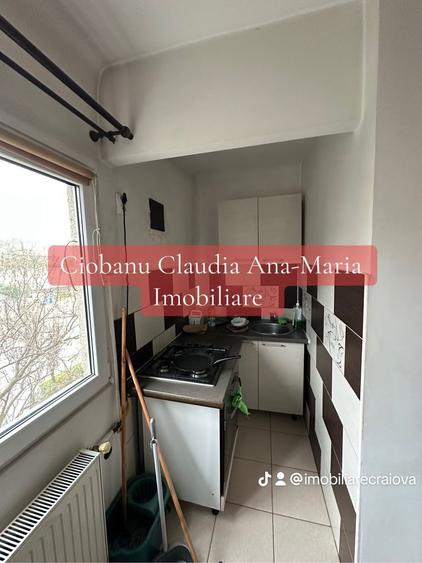 Garsoniera,Decomandata,zona 1Mai-Confectii,Etaj 1/4, An 1983 - 4