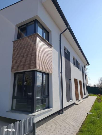 Duplex P+1et, S.140mp, 2parcari ext, Dambul Rotund - 1