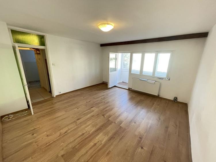 Bucovina | 1 cameră | Decomandat | Etaj 3 | Centrala Proprie. - 2