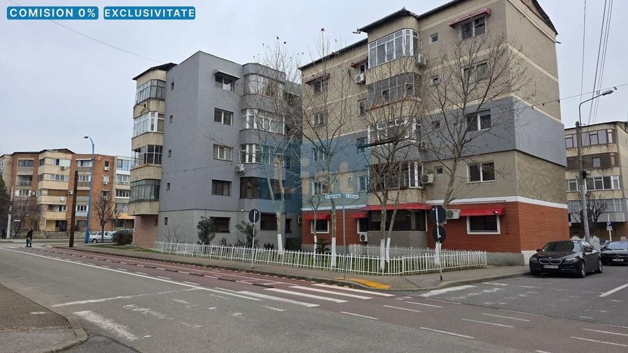 Apartament 4 camere, et. 2 - Bulevard - 1