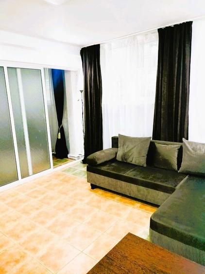 Oportunitate rara de investitie in cea mai exclusivista si incarcata de istorie zona din Constanta:vand ap 2 camere, vis a vis de emblematicul Cazino! - 3