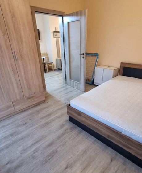 Oferim spre inchiriere apartament o camera - 1