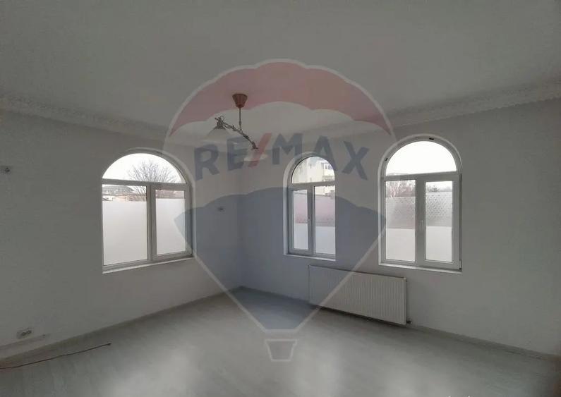 Spa?iu de birouri central - Vila 323 mp - Ideal sediu f... - 13