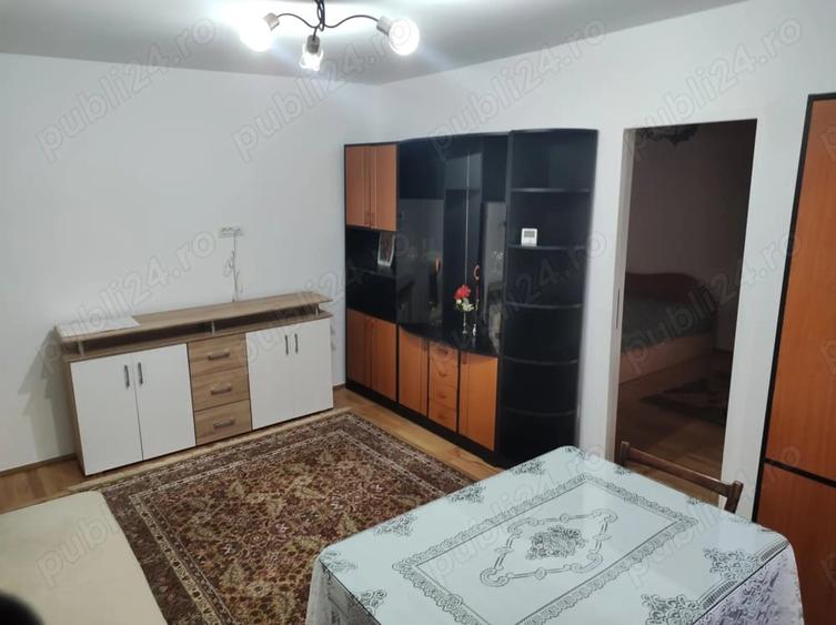 Apartament cu 2 camere nedecomandat în Girocului