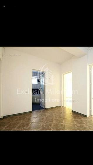 Spatiu Birouri Mall Vitan Parter si etaj 1 - 2