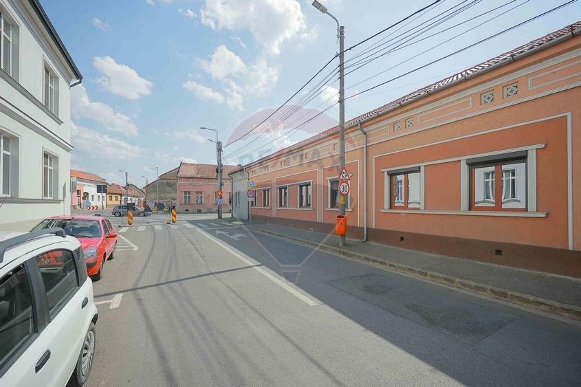 De vanzare Apartament cu 4 camere, langa Podul Centenarului - 47