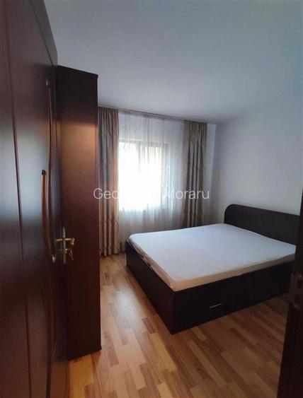 Apartament cu 2 camere semidecomandat, etajul 1 - Dacia