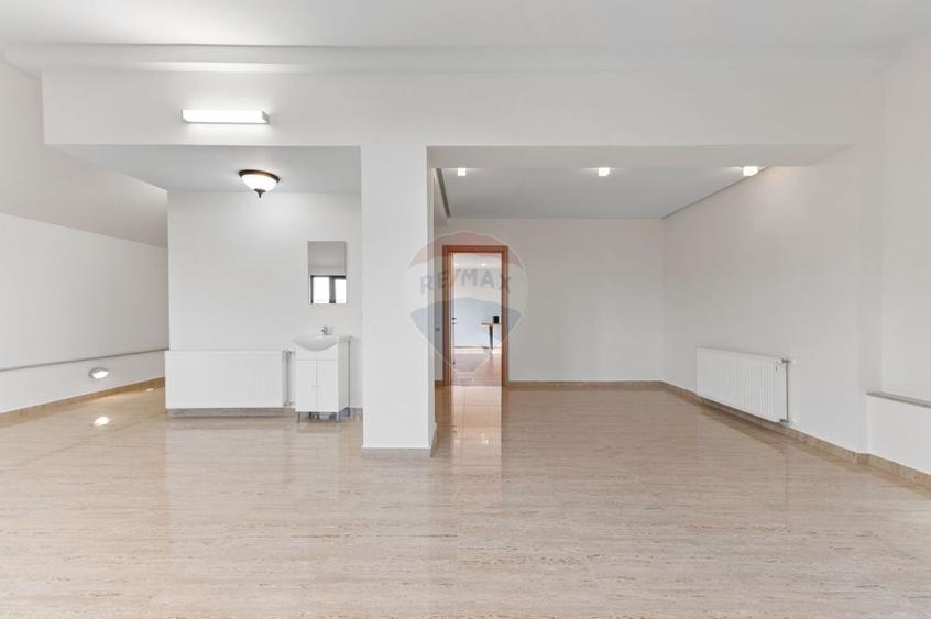 CASĂ / VILĂ PREMIUM DE VÂNZARE ÎN OTOPENI - 52