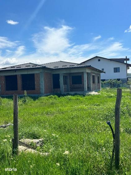 Vand casa 4 camere in Simila vis-a-vis de floraria trandafirul - 7