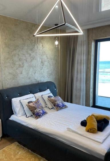 VEDERE FRONTALĂ LA MARE | MAMAIA NORD | ULTRACENTRAL | APARTAMENT 2 CAMERE | - 1