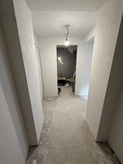 Apartament 2 Cam 35mp Zona Centrala Vizavi de Facultatea FSPAC Str.Aurel Suciu - 10