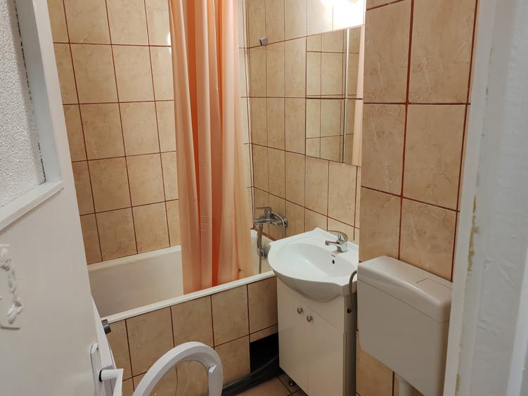 Garsoniera libera la vanzare zona Calea Bucuresti - 7