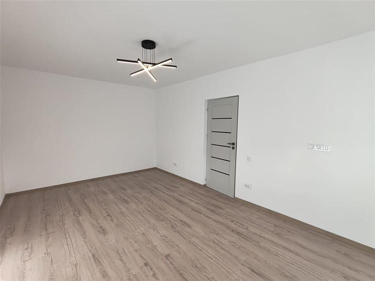 Apartament 2 camere decomandat, modern, Toamnei, Centrul Civic - 2