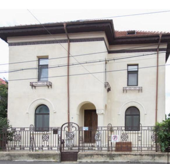 Casa Vila Floreasca lux-curte - 1