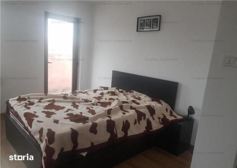 Casă cu 5 camere cu Teren 600 Mp în Cazasu