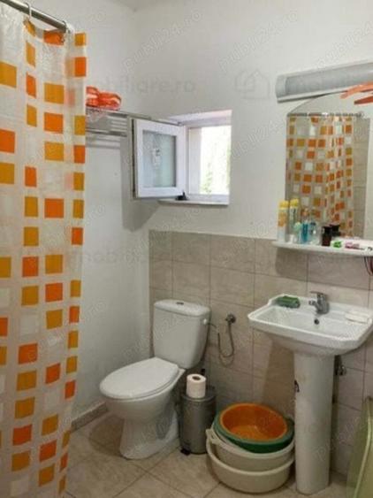 Vand 2248 mp (teren intravilan+ casa), Leu , jud Dolj livada pomi - 2