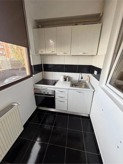 Garsoniera de vanzare 2 camere - 2