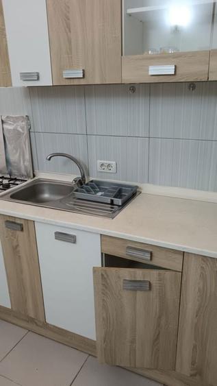 PARTICULAR Ofer spre inchiriere garsoniera, zona centrala - 3