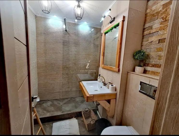 Apartament cu 3 camere et 1 in centru - 7