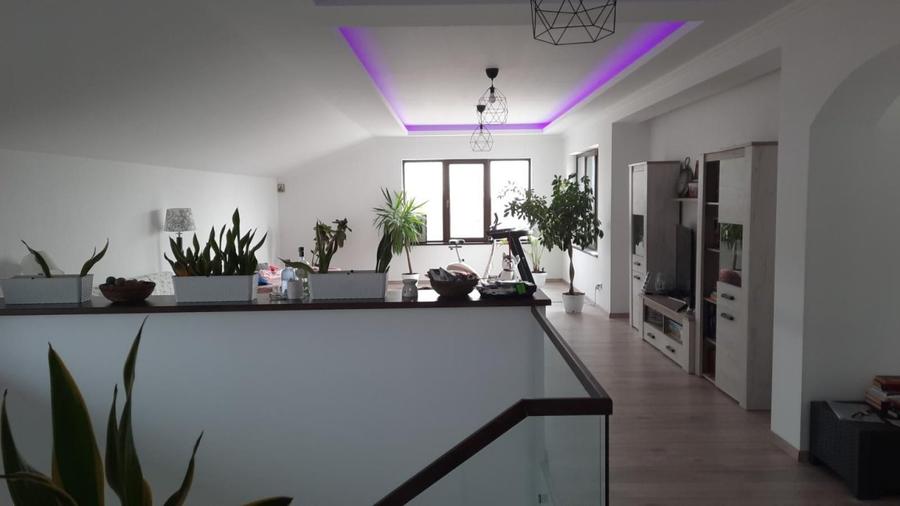 OPORTUNITATE casa “PASIVA - PRIETENOASA CU MEDIUL” 7 camere - 7