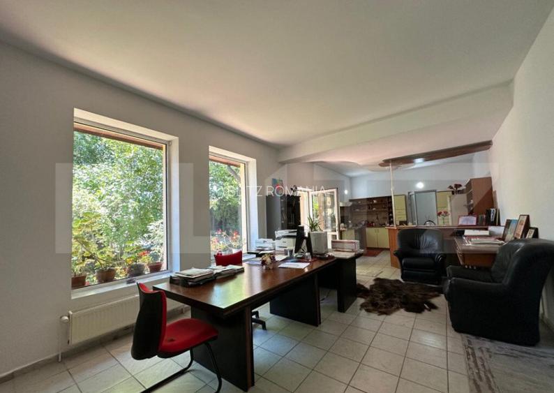 Vila spa?ioasa de 213 mp cu curte de 500 mp de inchiriat