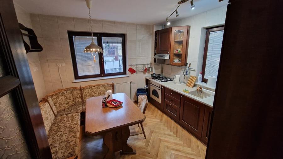 Vila singur curte - 23