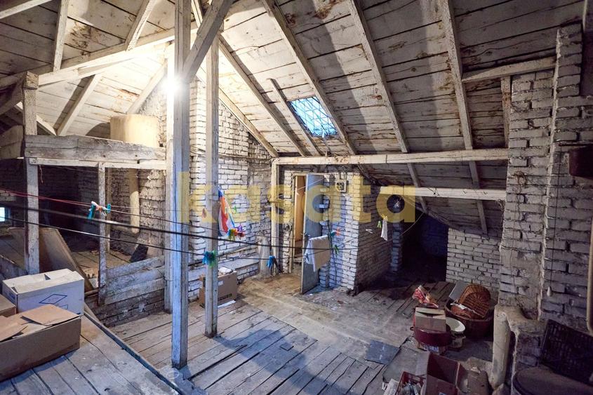 CASĂ CLASICĂ DE VANZARE CU POTENȚIAL PREMIUM ÎN ZONA 1 MAI - 38