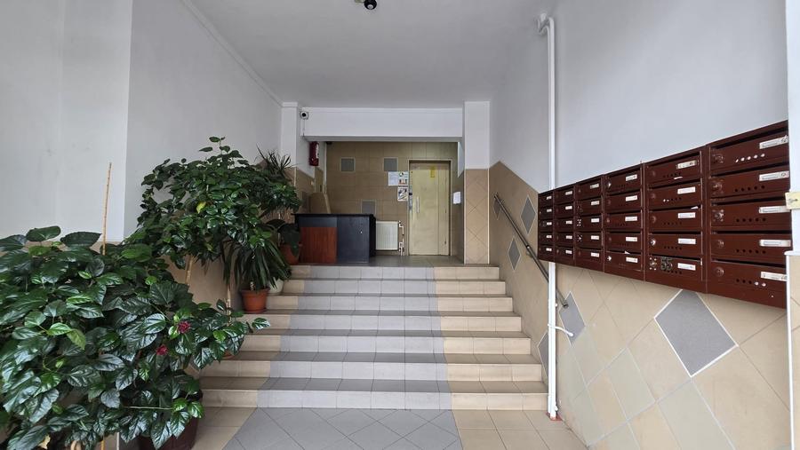 DRISTOR-METROU, STRADAL, decomandata, bloc mixt 1987, libera, 75000euro - 6