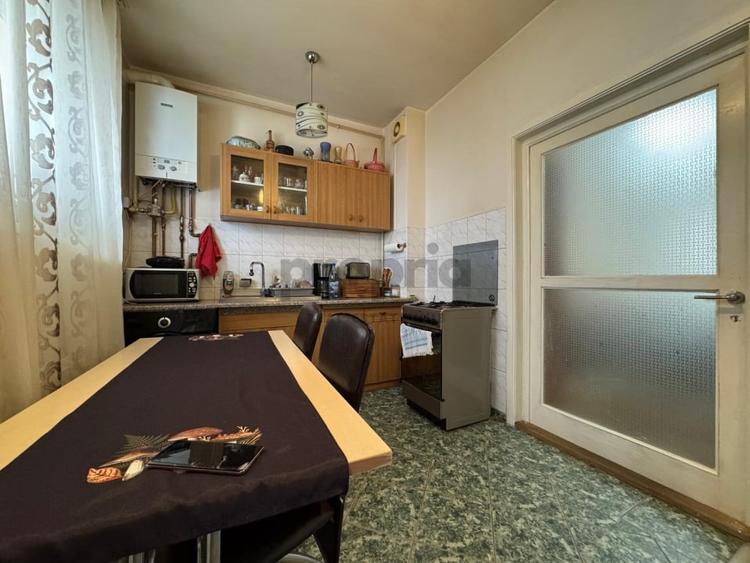 Apartament 2 camere decomandat de vanzare – Str. 9 Mai, Brasov - 1