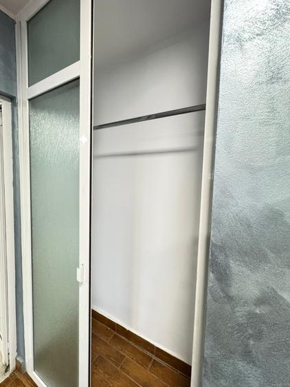 Spatiu stradal, 50 mp, zona Anda - 10