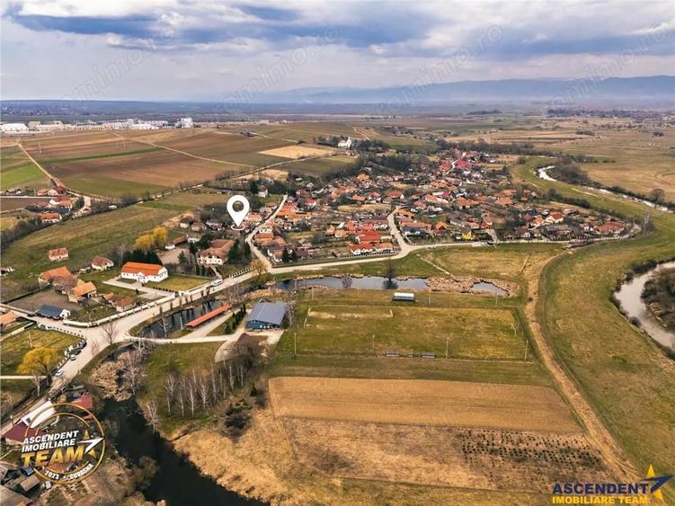 Proprietate cu 2 case in Reci:zona pitoreasca, aer curat,aproape de lac si Mestecanis - 6