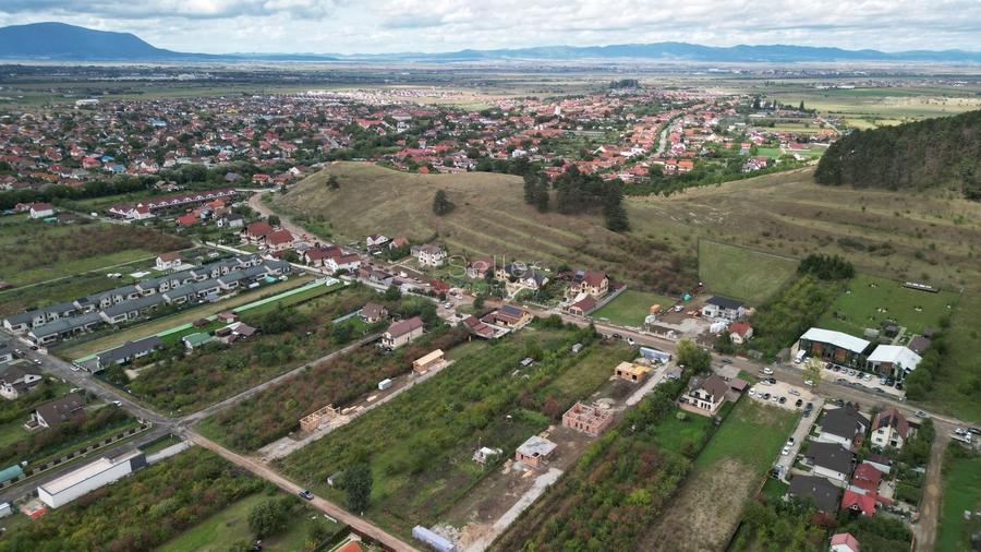 Teren intravilan - 16