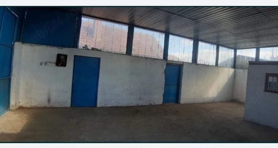 Spațiu comercial, de 100 mp, în Central