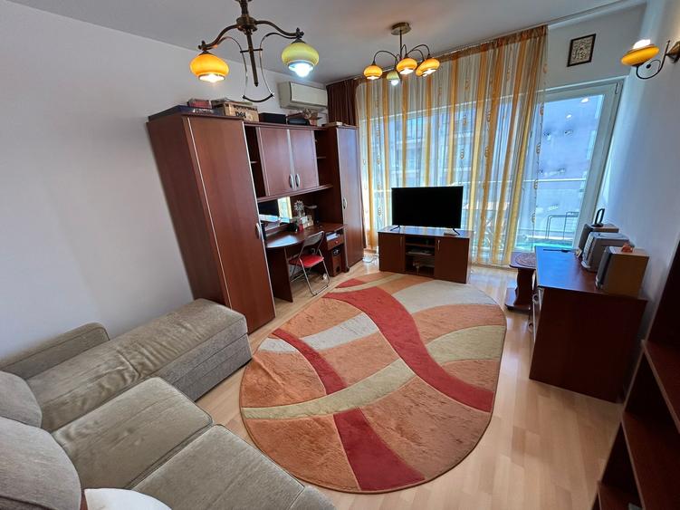 Garsoniera Titan 33 Mp Centrala Imobil  Dressing 17 Min Metrou - 2