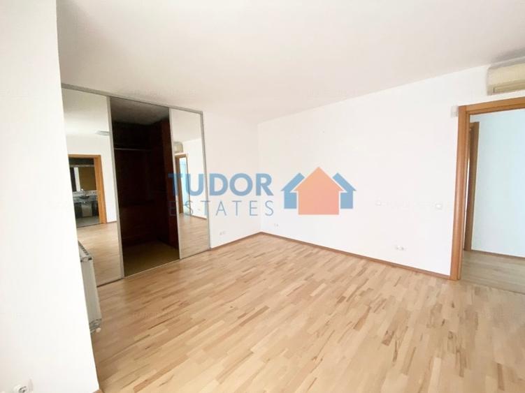 Vila superba cu 5 dormitoare de vazare in complex cu piscina - 10